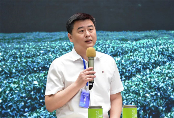 新理念、新時(shí)尚、新方式、新感受——德宇集團(tuán)舉行2022得雨活茶新品發(fā)布推廣會